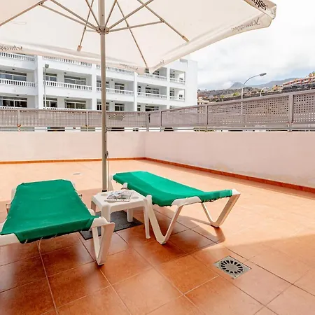 Arena Suites Large Terrace Apartment 아파트